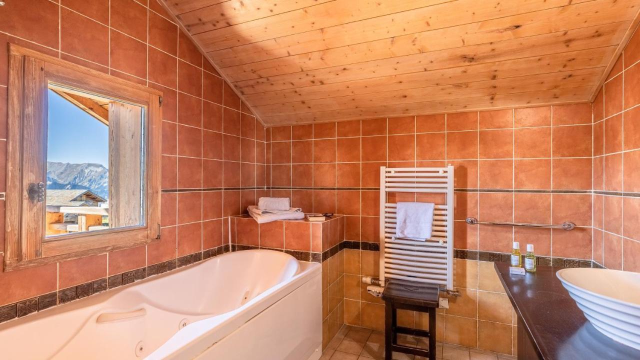 Madame Vacances Les Chalets De L'Altiport Alpe d'Huez Εξωτερικό φωτογραφία