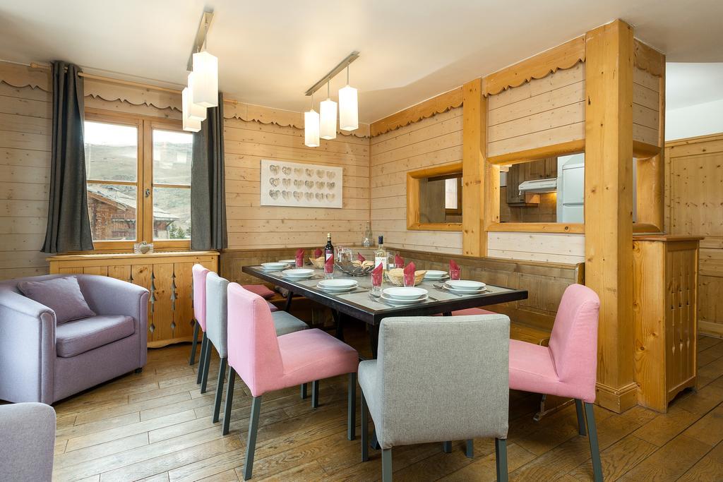 Madame Vacances Les Chalets De L'Altiport Alpe d'Huez Εξωτερικό φωτογραφία