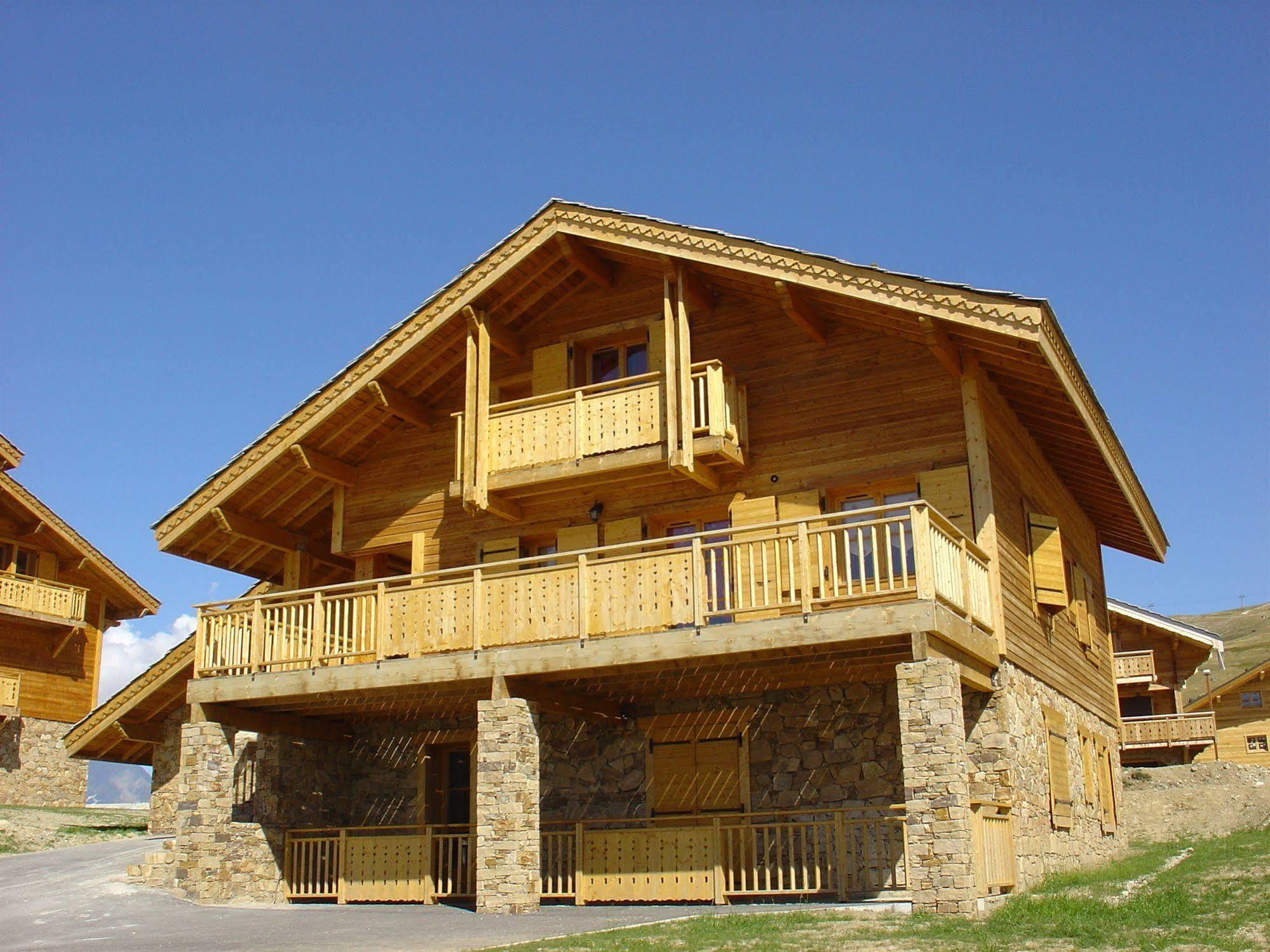Madame Vacances Les Chalets De L'Altiport Alpe d'Huez Εξωτερικό φωτογραφία