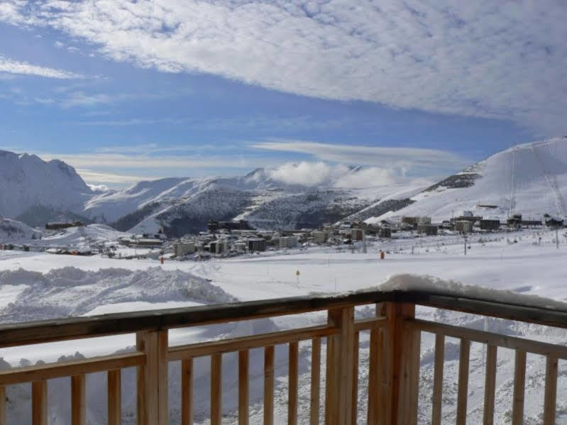 Madame Vacances Les Chalets De L'Altiport Alpe d'Huez Εξωτερικό φωτογραφία