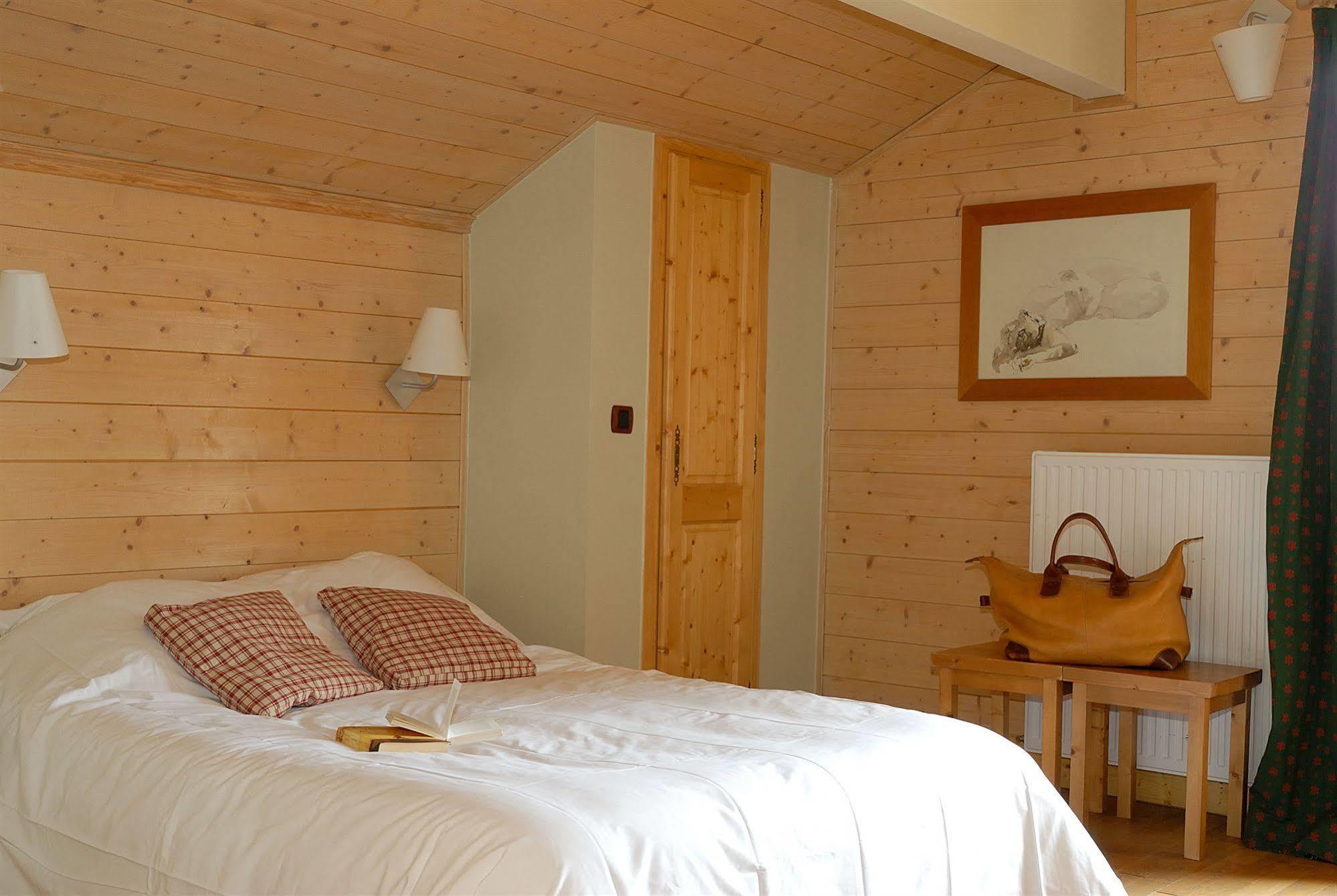 Madame Vacances Les Chalets De L'Altiport Alpe d'Huez Εξωτερικό φωτογραφία